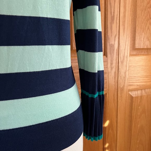 TALBOTS - Stripe Tipped-Cuff Sweater - Excellent Condition - Picture 5 of 10